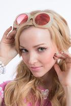 Dove Cameron : dove-cameron-1398707150.jpg