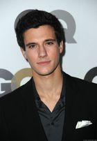 Drew Roy : drew-roy-1322103275.jpg