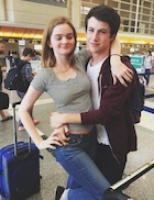 Dylan Minnette : TI4U1453582195.jpg