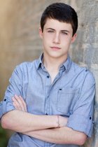 Dylan Minnette : dylan-minnette-1336667358.jpg