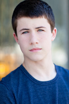 Dylan Minnette : dylan-minnette-1422207880.jpg