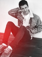 Dylan Minnette : dylan-minnette-1530984012.jpg