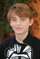 Dylan Riley Snyder : dylan-riley-snyder-1355434293.jpg