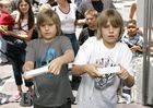 Dylan Sprouse : TI4U_u1303094460.jpg