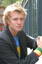 Edward Speleers : edward_speleers_1295558927.jpg