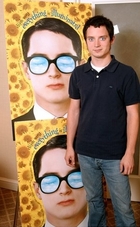 Elijah Wood : TI4U_u1149736458.jpg