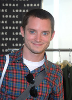 Elijah Wood : TI4U_u1158347573.jpg