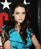 Elizabeth Gillies : elizabeth-gillies-1335404571.jpg