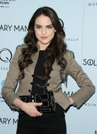 Elizabeth Gillies : elizabeth-gillies-1335416445.jpg