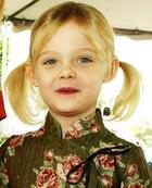 Elle Fanning : TI4U_u1155143901.jpg