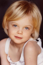 Elle Fanning : TI4U_u1159059733.jpg