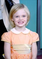 Elle Fanning : elle_fanning_1192647513.jpg