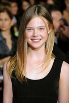 Elle Fanning : elle_fanning_1270965040.jpg