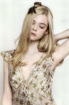 Elle Fanning : elle_fanning_1292625831.jpg