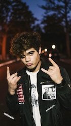 Emery Kelly : emery-kelly-1512551162.jpg