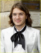 Emile Hirsch : emile_hirsch_1272045260.jpg