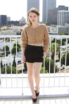 Emily Browning : emily-browning-1407166388.jpg