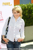 Emily Osment : emily_osment_1196473770.jpg