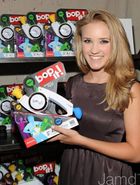 Emily Osment : emily_osment_1250183458.jpg