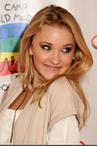 Emily Osment : emily_osment_1305302130.jpg