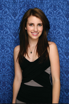 Emma Roberts : emma_roberts_1277179743.jpg