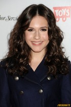 Erin Sanders : erin-sanders-1325040384.jpg