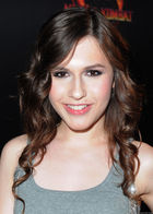 Erin Sanders : erin-sanders-1325040392.jpg