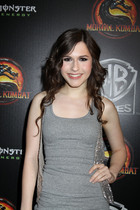 Erin Sanders : erin-sanders-1325040451.jpg