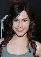 Erin Sanders : erin-sanders-1370023357.jpg