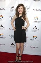 Erin Sanders : erinsanders_1265499902.jpg