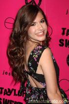 Erin Sanders : erinsanders_1265499925.jpg