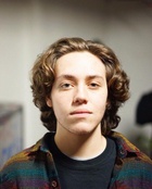 Ethan Cutkosky : ethan-cutkosky-1631648763.jpg