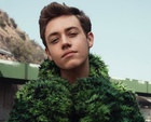 Ethan Cutkosky : ethan-cutkosky-1633885907.jpg