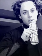 Ethan Cutkosky : ethan-cutkosky-1663842672.jpg