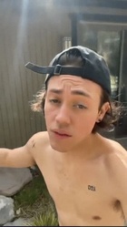 Ethan Cutkosky : ethan-cutkosky-1677444291.jpg