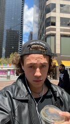 Ethan Cutkosky : ethan-cutkosky-1683501661.jpg