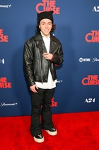 Ethan Cutkosky : ethan-cutkosky-1708274104.jpg