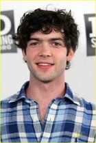 Ethan Peck : ethanpeck_1250400349.jpg