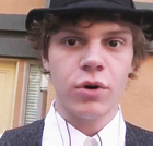 Evan Peters : evan-peters-1330001042.jpg