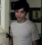 Ezra Miller : ezra-miller-1687224904.jpg