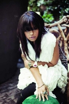 Fefe Dobson : fefedobson_1299012086.jpg