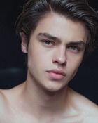 Felix Mallard : felix-mallard-1540073999.jpg