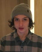 Finn Wolfhard : finn-wolfhard-1523643802.jpg