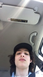 Finn Wolfhard : finn-wolfhard-1553915496.jpg