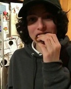 Finn Wolfhard : finn-wolfhard-1645552317.jpg