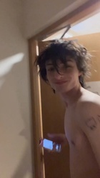 Finn Wolfhard : finn-wolfhard-1677082687.jpg