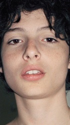 Finn Wolfhard : finn-wolfhard-1679518101.jpg