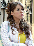 Florencia Bertotti : florencia-bertotti-1405701901.jpg