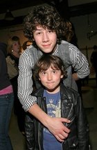 Frankie Jonas : TI4U_u1255836574.jpg