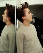 Frankie Muniz : frankie-muniz-1317500962.jpg